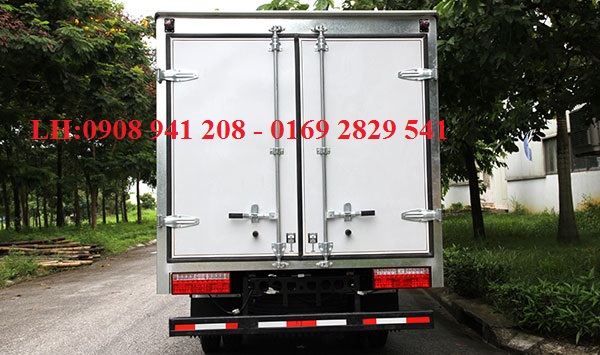 Xe tải 2500kg VT252 2015 - Bán xe tải Veam VT252 đời 2015, màu trắng, nhập khẩu