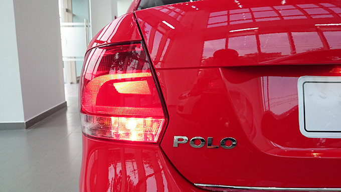 Volkswagen Polo G 2015 - Bán Volkswagen Polo G đời 2015, màu trắng, nhập khẩu chính hãng, giá chỉ 711 triệu
