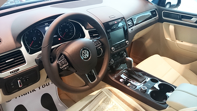 Volkswagen Tiguan DA 2015 - Bán ô tô Volkswagen Tiguan DA đời 2015, màu trắng, nhập khẩu nguyên chiếc