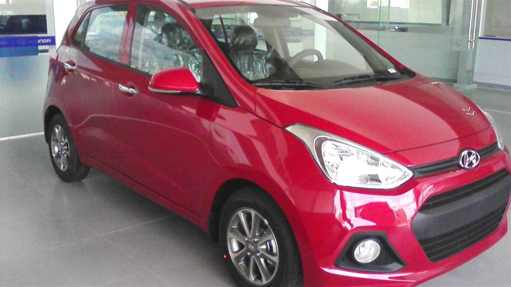 Hyundai i10   2015 - Bán ô tô Hyundai i10 Gia Lai, số sàn đời 2015, màu đỏ, nhập khẩu, giá 400tr