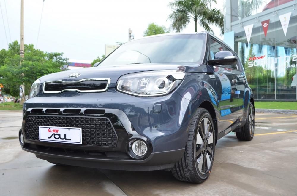Kia Soul 2.0 AT 2015 - Bán xe Kia Soul đời 2016, màu xanh cá tính và nổi bật, xe nhập, gia tốt chỉ có tại Biên Hòa Đồng Nai