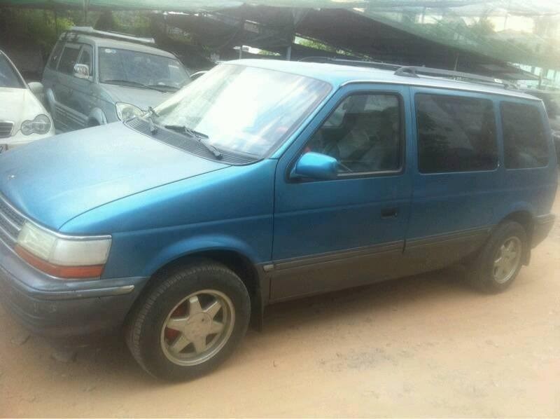 Dodge Caravan 1993 - Cần bán Dodge Caravan đời 1993, màu xanh lam, nhập khẩu chính hãng, 120tr