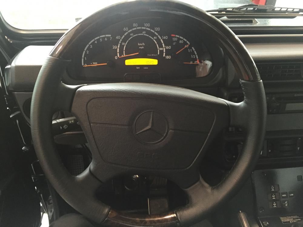 Mercedes-Benz G class  300 CDI 2015 - Bán Mercedes G300 CDI 2015 chạy cực ít giá tốt