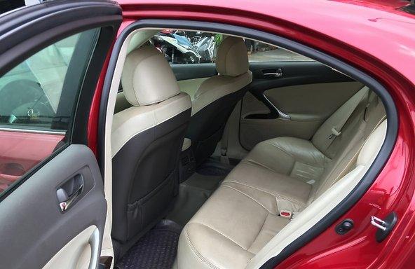 Lexus IS250 2010 - Cần bán Lexus IS 250 đời 2010, màu đỏ, nhập khẩu nguyên chiếc xe gia đình
