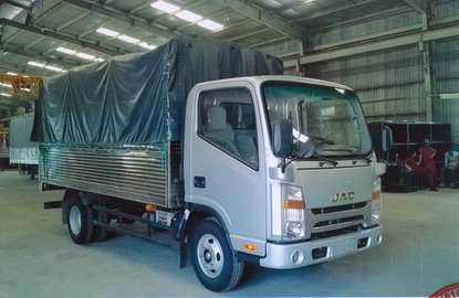 Xe tải 5000kg 2015 - Xe tải Jac 1 tấn 5 năm 2015 thùng kín, thùng bạc giá rẻ trên toàn quốc