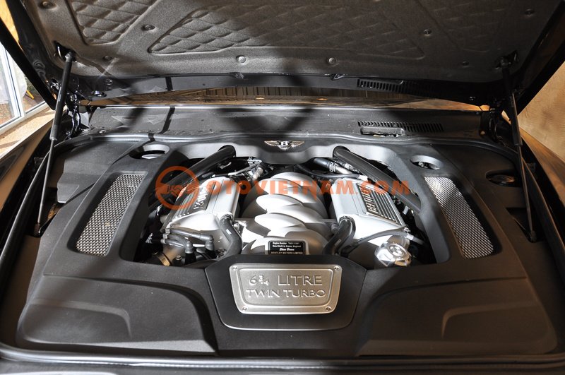 Bentley Mulsanse  2015 - Cần bán Bentley Mulsanse đời 2015, màu đen, nhập khẩu, như mới