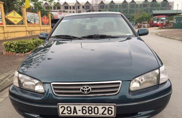 Toyota Camry GLI 1997 - Cần bán gấp Toyota Camry GLI đời 1997, giá chỉ 280 triệu
