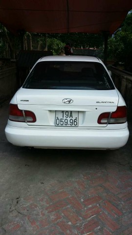 Hyundai Elantra 1994 - Cần bán lại xe Hyundai Elantra đời 1994, màu trắng, 75tr