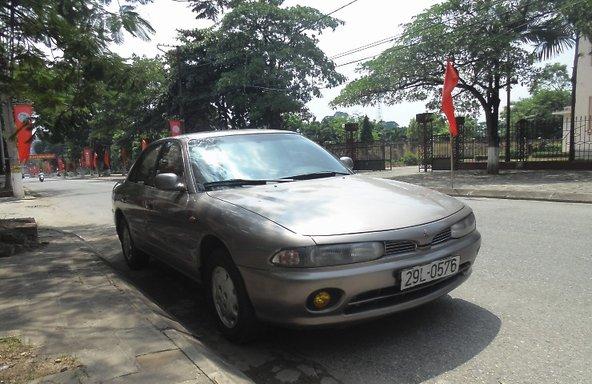 Mitsubishi Galant 1993 - Bán xe Mitsubishi Galant sản xuất 1993, màu bạc, giá 145tr