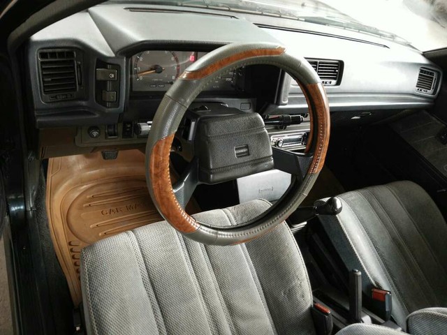 Toyota Carina 1986 - Bán Toyota Carina đời 1986, màu đen, nhập khẩu chính hãng, 132tr