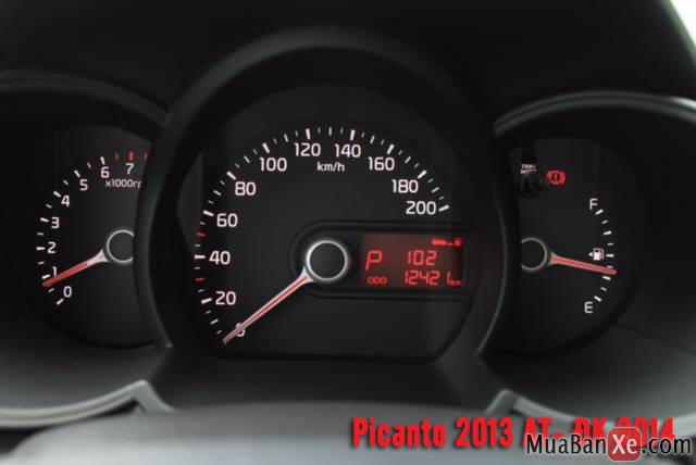 Kia Picanto 2013 - Bán ô tô Kia Picanto đời 2013, màu trắng, nhập khẩu nguyên chiếc, chính chủ
