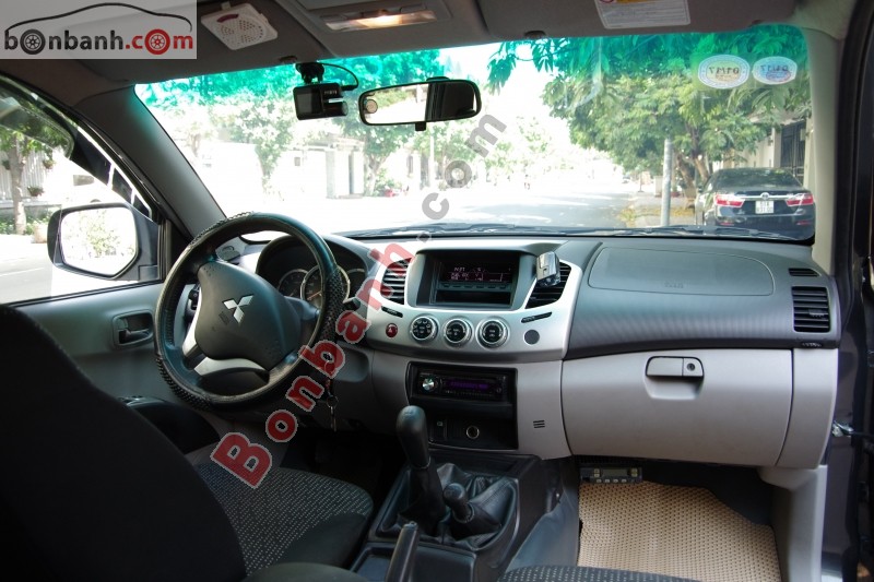 Mitsubishi Triton GLS 2014 - Xe Mitsubishi Triton GLS đời 2014, màu xám, nhập khẩu nguyên chiếc như mới