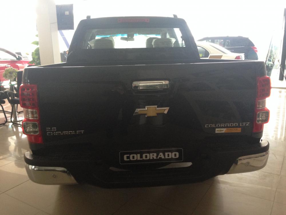 Chevrolet Colorado LTZ 2015 - Bán Chevrolet Colorado 2.8 AT, nhập khẩu, hỗ trợ trả góp, liên hệ 0975.579.305