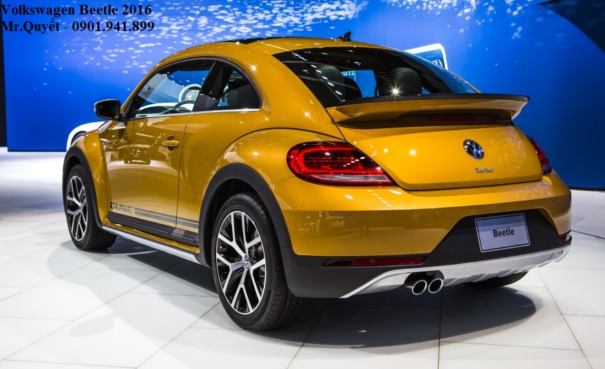 Volkswagen New Beetle 1.4 TSI 2016 - Xe Đức Polo Sedan AT 2015 màu đen giá 632 triệu, trả trước từ 125 triệu, giao xe ngay