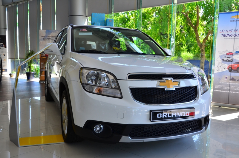 Chevrolet Orlando LTZ 2015 - Bán xe Chevrolet Orlando LTZ đời 2015, màu trắng