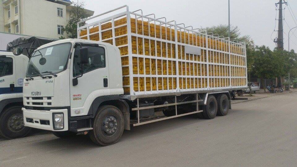 Isuzu F-SERIES  2016 - Xe tải Isuzu 3 Chân, 16 tấn, thùng dài 7.8M / 9.6m trả góp lãi suất thấp giao xe toàn quốc