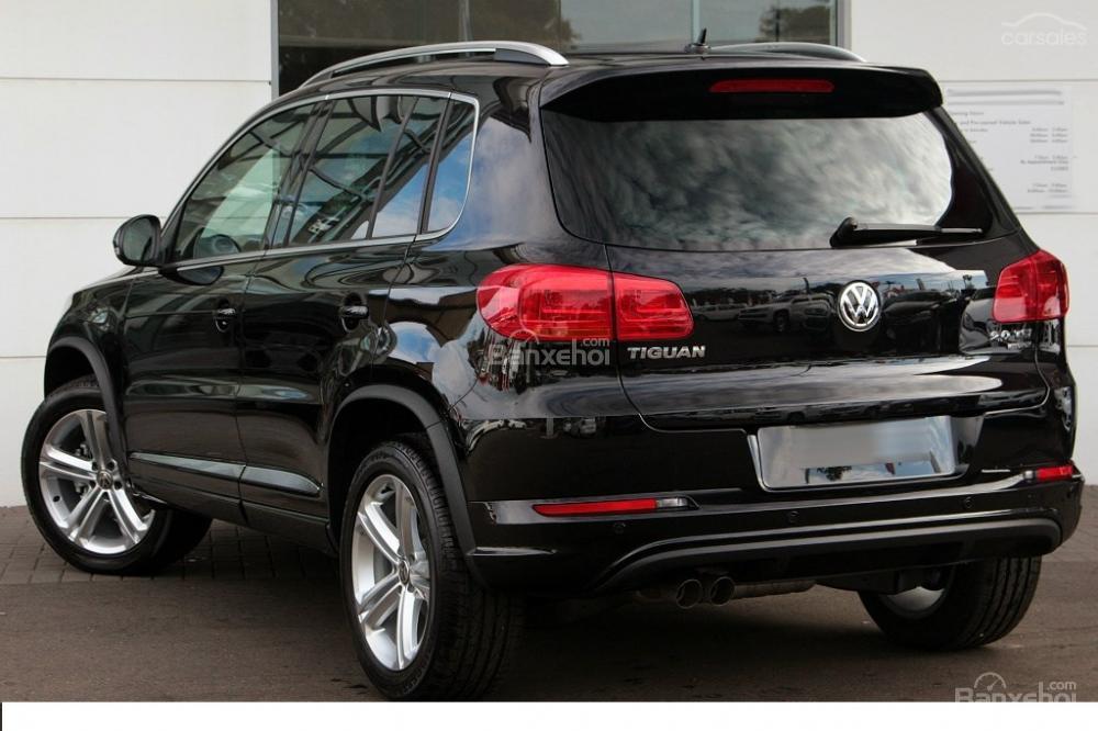 Volkswagen Tiguan 2016 - Cần bán Volkswagen Tiguan 2016, màu đen, nhập khẩu nguyên chiếc Đức. LH Hương 0902608293