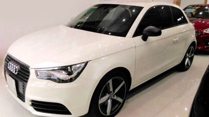 Audi A1 2010 - Bán xe Audi A1 đời 2010, màu trắng, nhập khẩu, 760 triệu