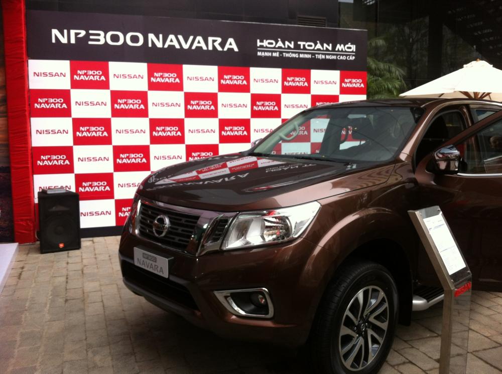 Nissan Navara SL 2015 - Bán Nissan Navara SL, màu nâu, nhập khẩu chính hãng, 725 triệu