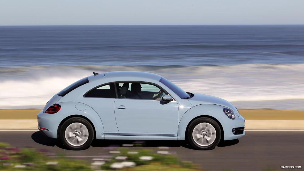Volkswagen New Beetle E 2016 - Bán ô tô Volkswagen New Beetle E 2016, màu xanh lam, nhập khẩu nguyên chiếc