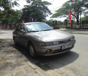 Mitsubishi Galant 1993 - Cần bán xe Mitsubishi Galant đời 1993, màu xám ghi