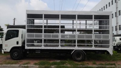 Isuzu NQR 75L 2016 - Xe ISUZU 5.5 tấn, thùng mui bạt, bán trả góp. Giao xe toàn quốc