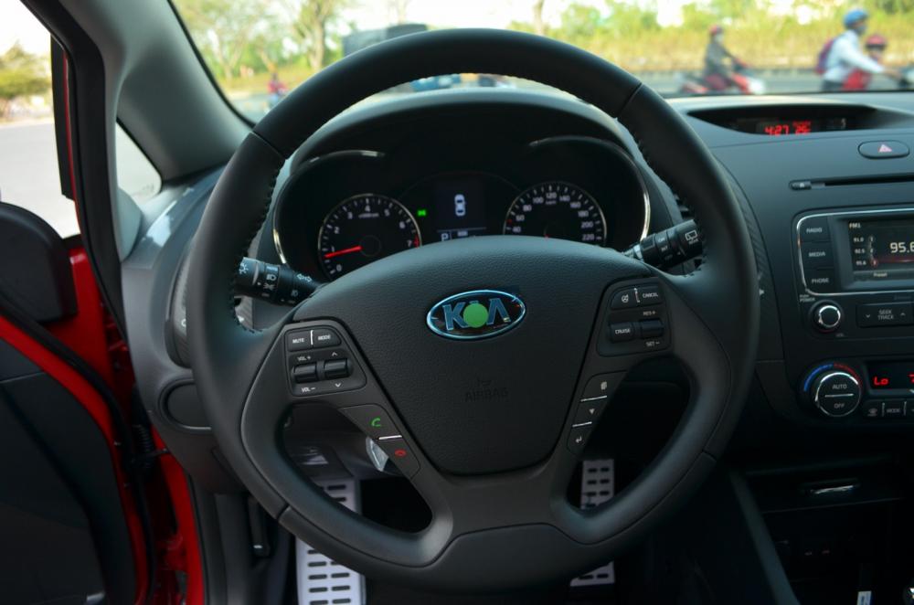 Kia Cerato AT 2015 - Kia Phú Mỹ Hưng xe Kia K3 Cerato 2015, Cerato Hatchback 2015 giá hot thị trường