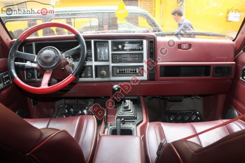Jeep Cherokee 1990 - Bán xe Jeep Cherokee đời 1990, màu trắng, nhập khẩu nguyên chiếc