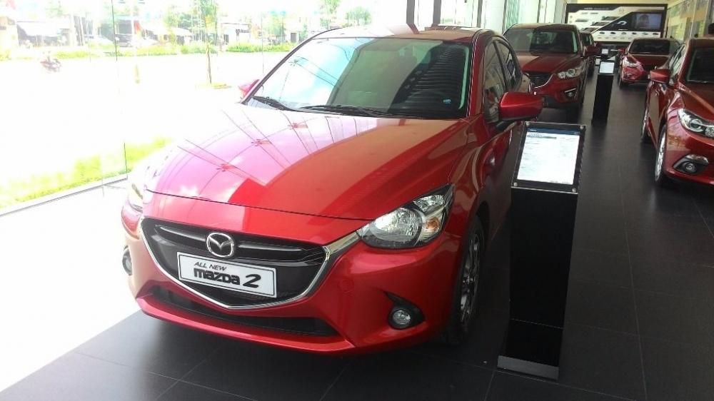 Mazda 2 2016 - Bán xe Mazda 2 đời 2016, màu đỏ