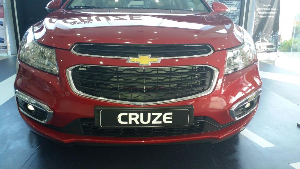 Chevrolet Cruze LTZ 2016 - Bán Chevrolet Cruze 1.8 LTZ khuyến mại sốc trong tháng 5. Hỗ trợ lái thử, trả góp, đủ màu giao xe ngay