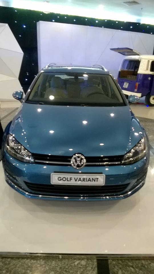 Volkswagen Golf Variant 2015 - Bán Volkswagen Golf Variant nhập Đức, options không thiếu thứ gì, 0911.4343.99