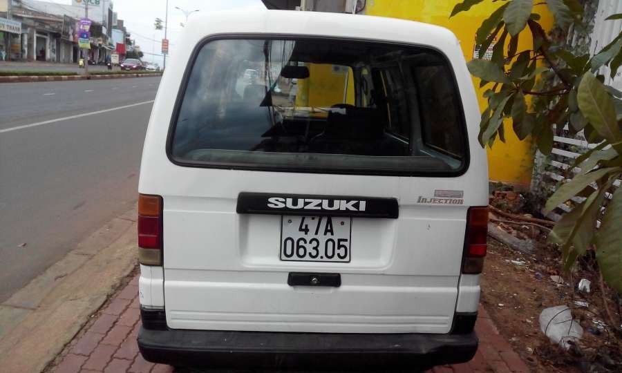 Suzuki Carry  Van 2002 - Bán ô tô Suzuki Carry Van đời 2002, màu trắng