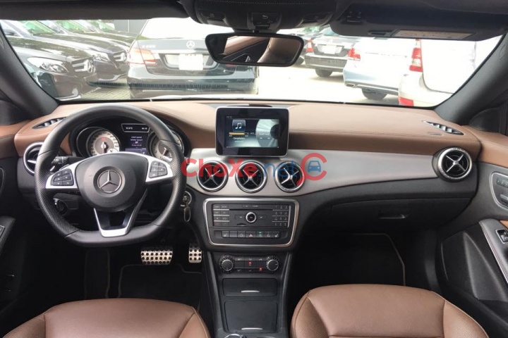 Mercedes-Benz CLA 250 4Matic 2015 - Cần bán xe Mercedes CLA250 4Matic sản xuất 2015, màu trắng, nhập khẩu, số tự động