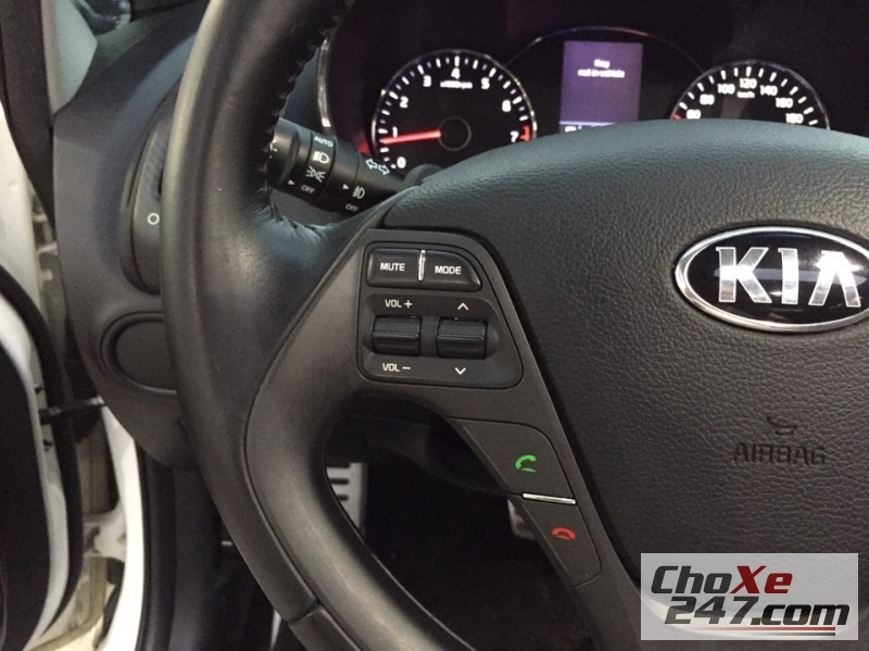 Kia K7 2014 - Cần bán xe Kia K7 Trắng 2.0AT năm 2014