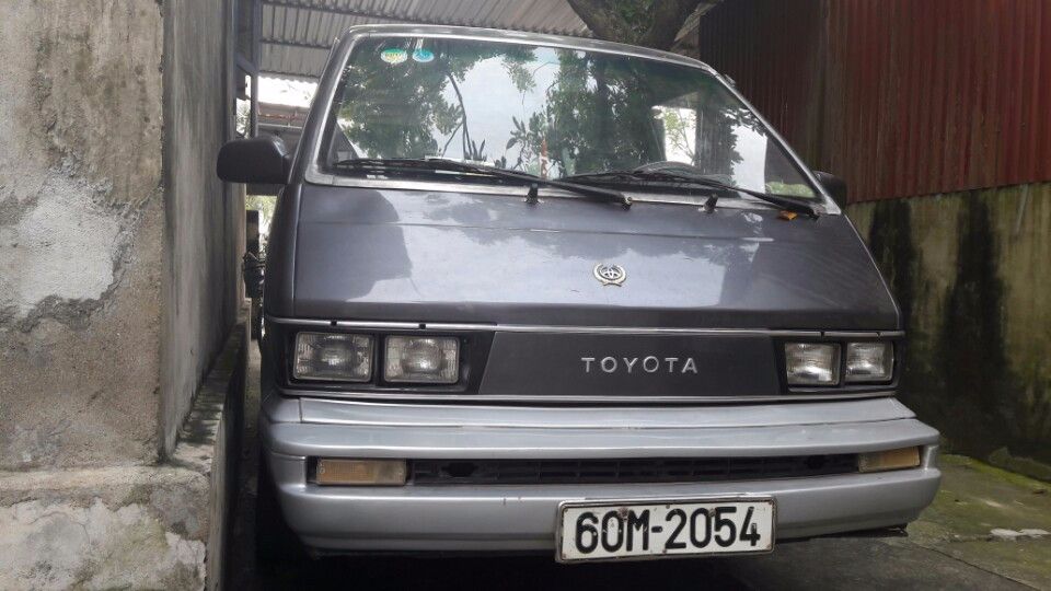 Toyota Van 1986 - Bán Toyota Van năm 1986, màu xám, giá chỉ 59 triệu
