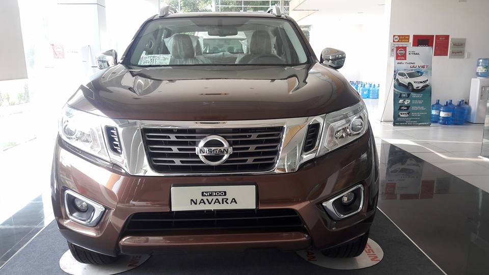 Nissan Navara E 2016 - Bán xe Nissan Navara E đời 2017, màu nâu, nhập khẩu, giá 625tr