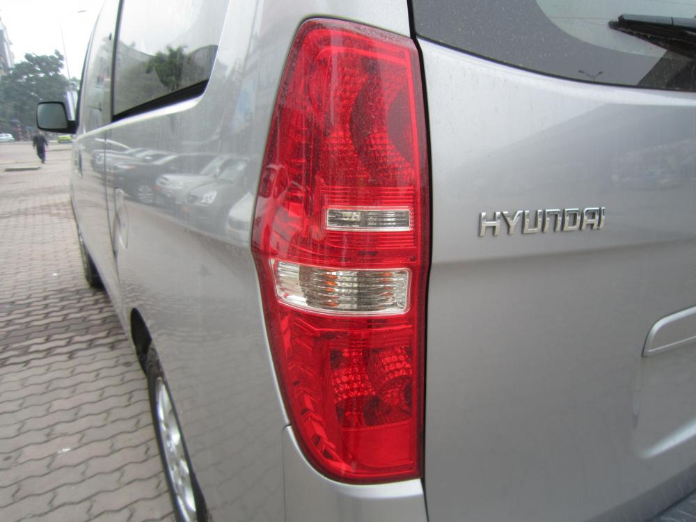 Hyundai H-1 Starex 2.4 MT  2013 - Bán Hyundai Starex(H1) 2.4 MT 2013, 9 chỗ, nhập khẩu, 739 triệu