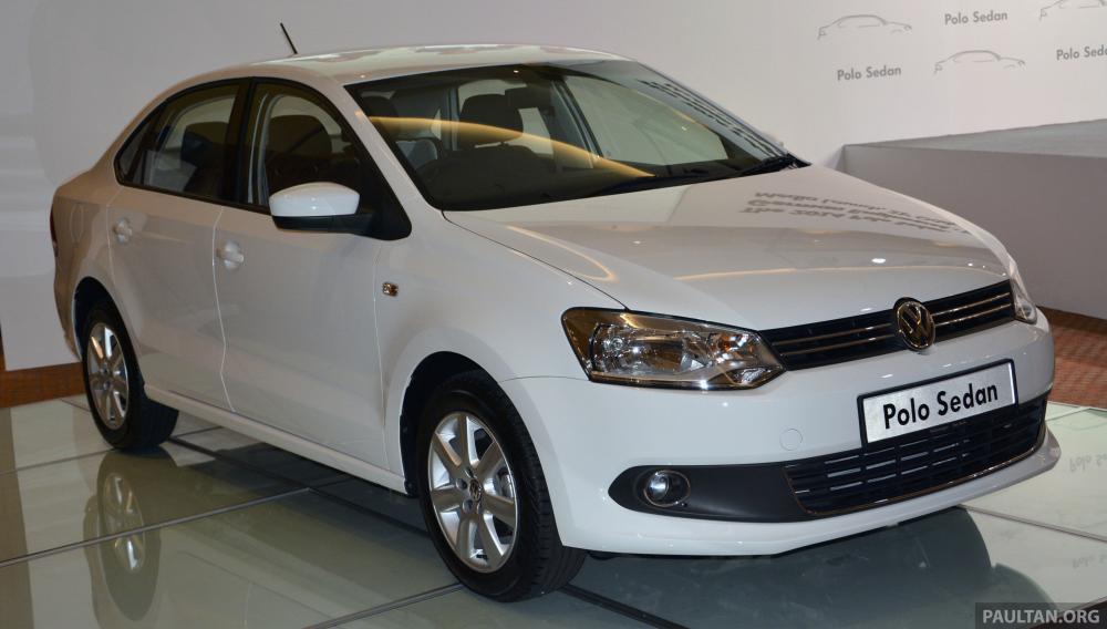 Volkswagen Polo 2015 - Bán Volkswagen Polo. Trả trước 90 triệu nhận xe ngay! cực ưu đãi dịp Tết, 0969.560.733 Minh