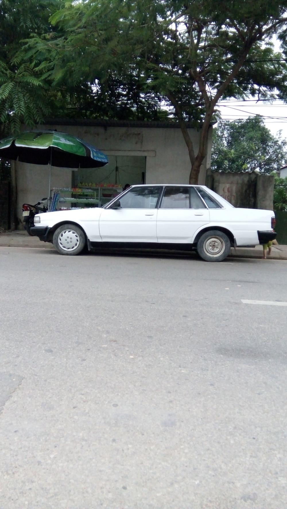Toyota Mark II 1.8 1988 - Cần bán Toyota Mark II 1.8 đời 1988, màu trắng, nhập khẩu