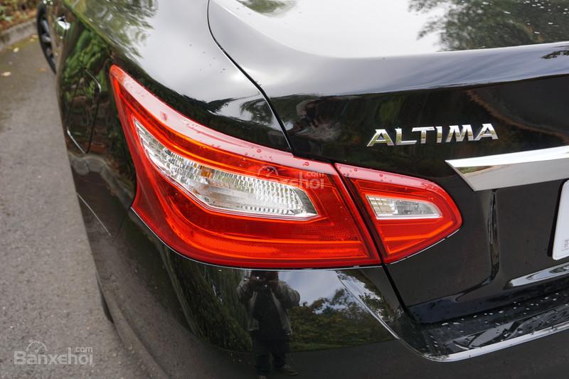 Nissan Altima SL 2.5 CVT 2016 - Bán ô tô Nissan Altima (Teana) SL 2.5 CVT, màu đen, nhập khẩu chính hãng tại Mỹ giá rẻ nhất thị trường Việt Nam