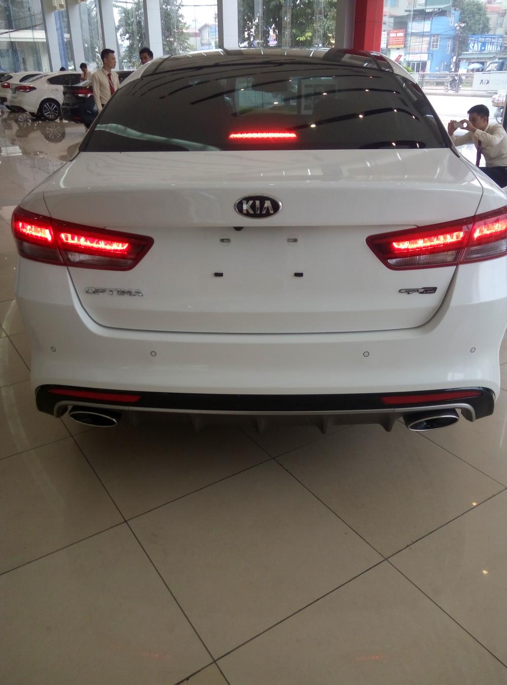 Kia Optima 2.0 GAT 2018 - Bán Kia Optima GAT đời 2018, đủ màu. Giá chỉ từ 789 triệu, hỗ trợ trả góp 85%