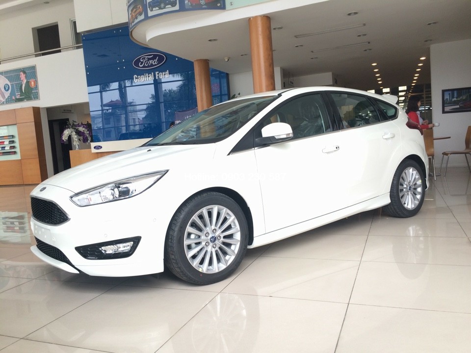 Ford Focus Ecoboots 1.5L 2016 - Ford Mỹ Đình bán xe Ford Focus 1.5 Ecoboots, giảm giá mạnh nhiều quà tặng hấp dẫn