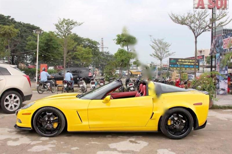 Chevrolet Corvette C6 6.2L V8  2009 - Cần bán gấp Chevrolet Corvette C6 6.2L V8 sản xuất 2009, màu vàng, xe nhập