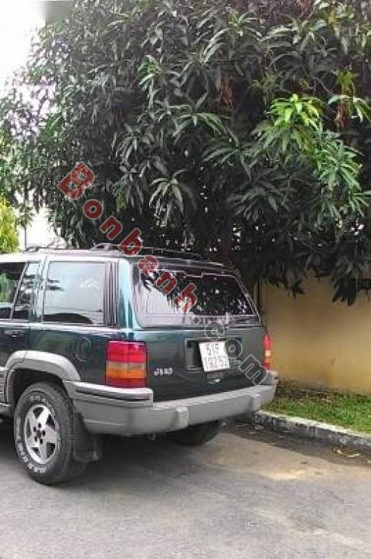 Jeep Grand Cheroke 1994 - Bán Jeep Grand Cheroke đời 1994, màu xanh lục, nhập khẩu nguyên chiếc số sàn, 225 triệu