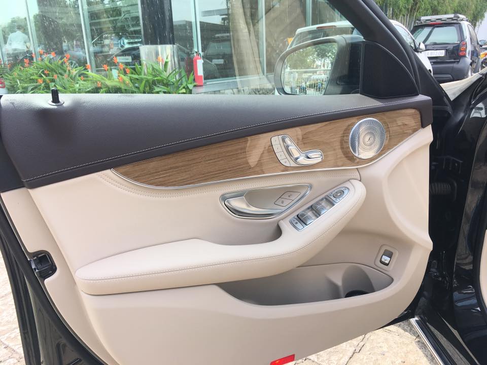 Mercedes-Benz C250 2016 - Bán Mercedes C250 2016, màu đen, nhập khẩu