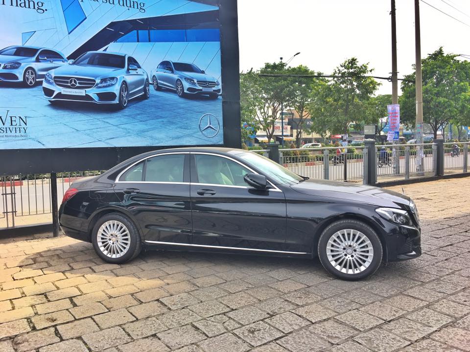 Mercedes-Benz C250 2016 - Bán Mercedes C250 2016, màu đen, nhập khẩu
