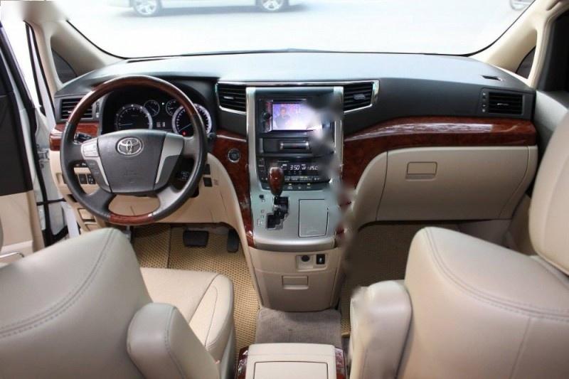 Toyota Alphard 2010 - Bán ô tô Toyota Alphard 2010, màu trắng, nhập khẩu nguyên chiếc chính chủ