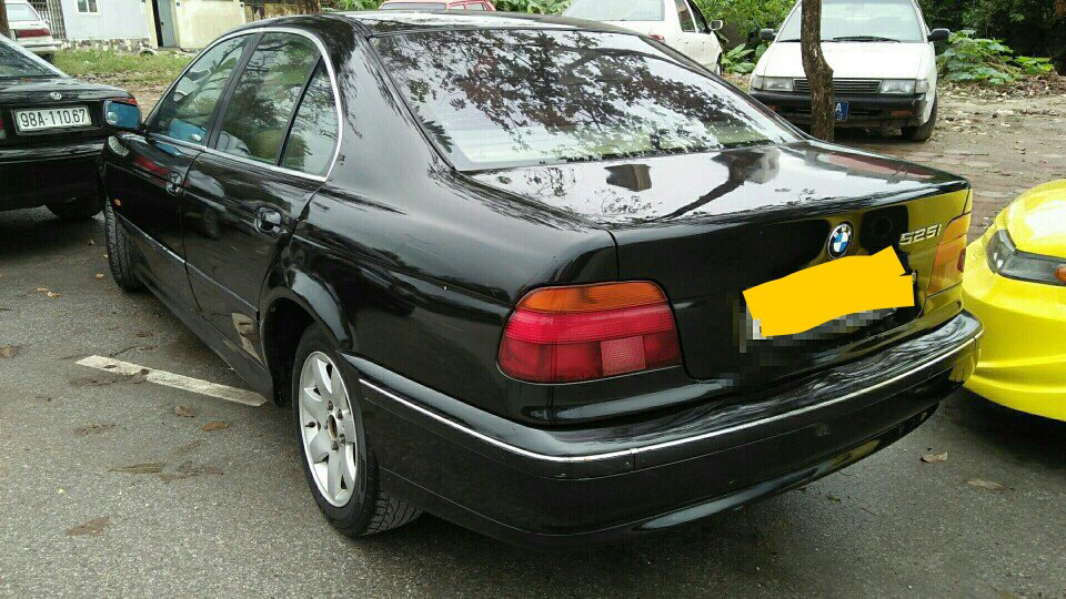 BMW 5 Series 1998 - Xe BMW 5 Series năm 1998 màu đen, giá tốt, xe nhập