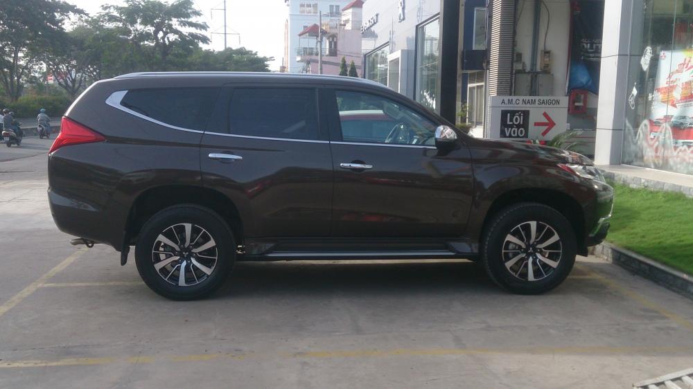 Mitsubishi Pajero Sport GLS 3.0 2017 - Bán Mitsubishi Pajero Sport GLS 3.0 đời 2017, nhập khẩu nguyên chiếc có trả góp