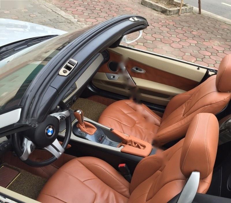 BMW Z4 2004 - Cần bán xe BMW Z4 đời 2004, màu trắng, nhập khẩu chính hãng chính chủ